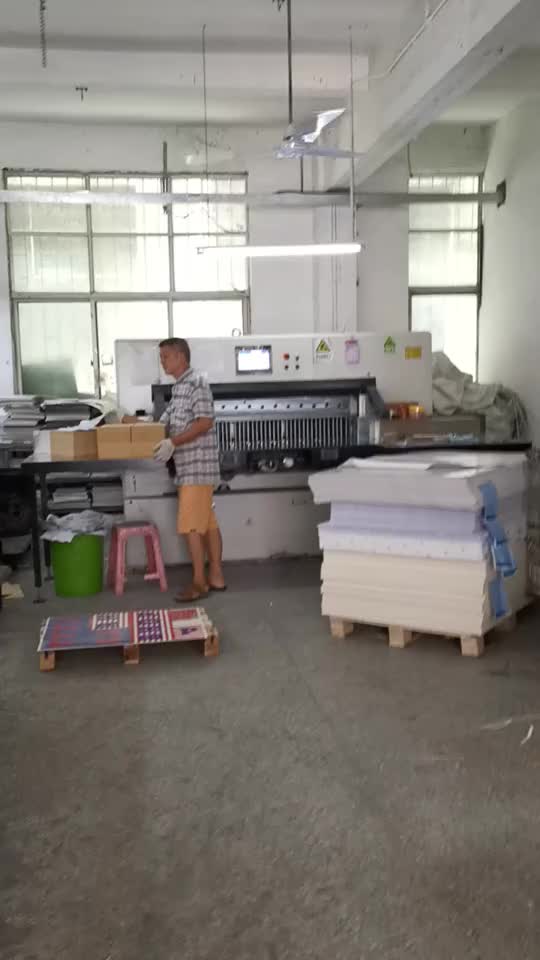 Custom Private Label Sticker Printing packaging label die-cutting label - video